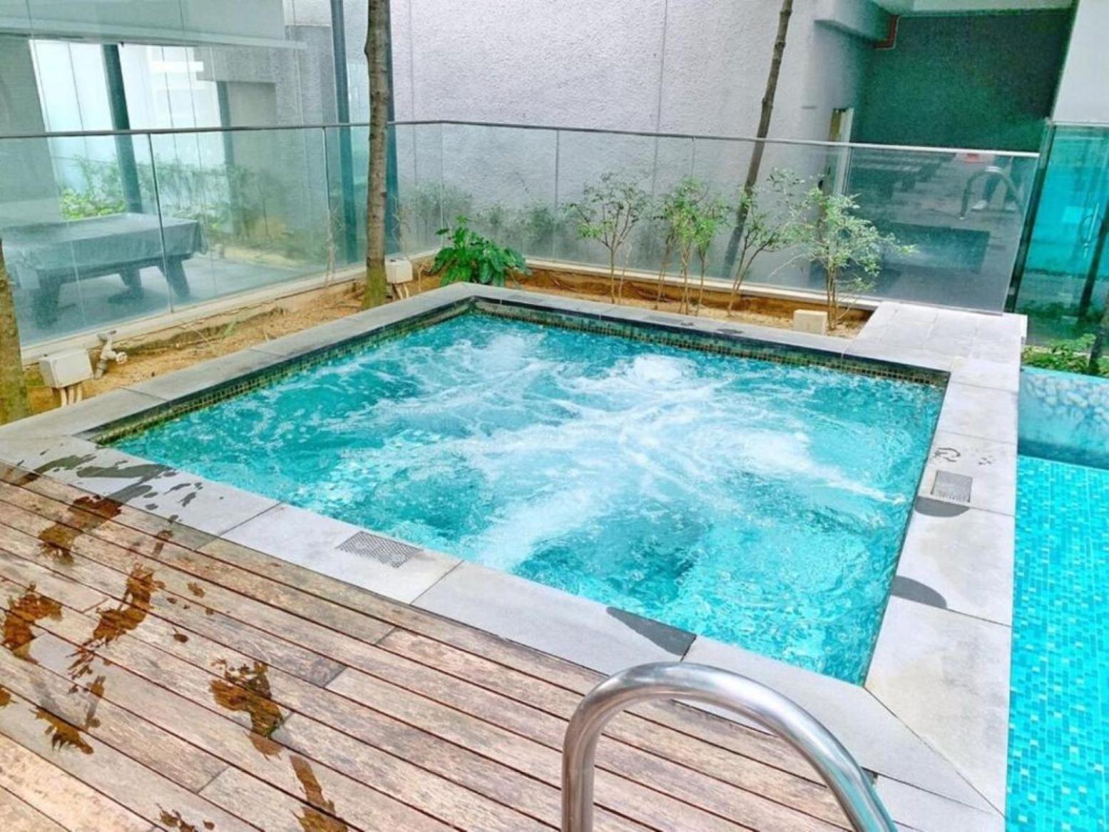 Mercu Summer Suites Klcc By Comfort Suites 쿠알라룸푸르 외부 사진